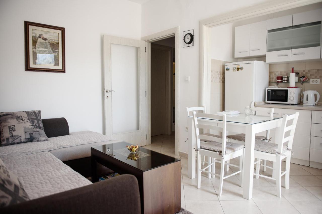 Cozy 2Br Apartment, 3 Min To The Old Town Kotor Buitenkant foto